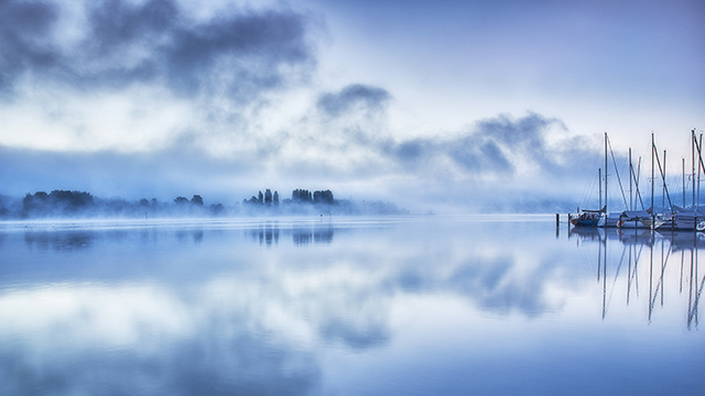 Smooth Sailing Google Background