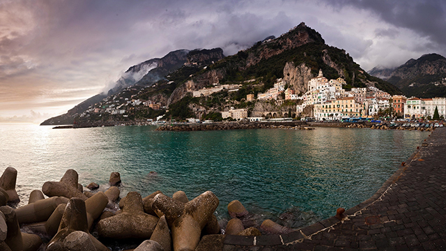 Amalfi Bay Laptop Background