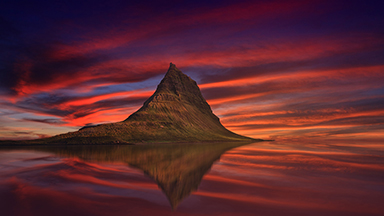 Kirkjufell Mountains Laptop Background