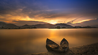 Lake Boats