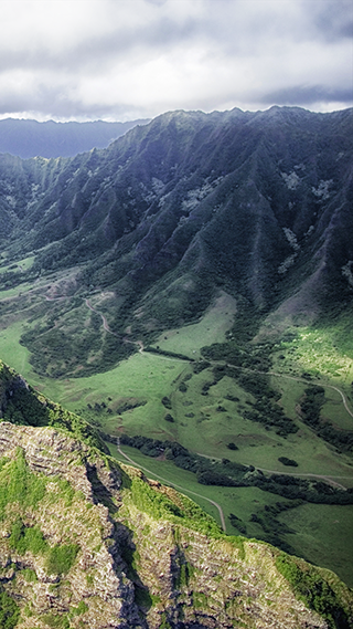 Hawaiian Valley Phone Wallpaper