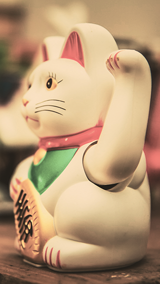 Maneki Neko Phone Wallpaper