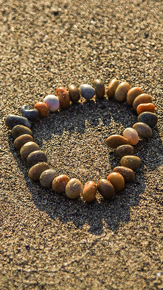 Stone Heart Phone Wallpaper