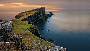 Scottish Cliffs 2K Wallpaper