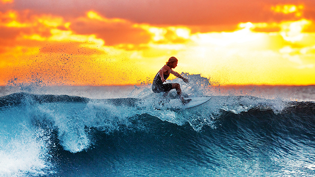 Surfer 4K Wallpaper