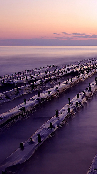 Dusky Horizon