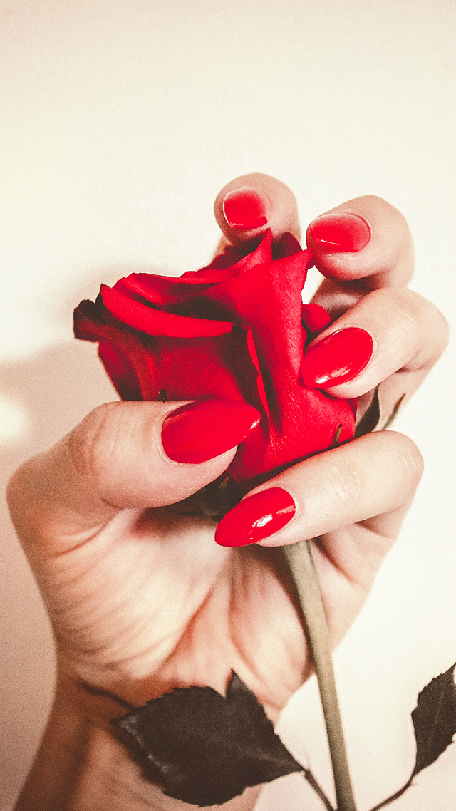 Scorned Huawei P50 Pro Wallpaper.