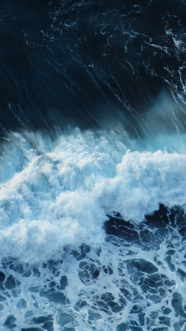 Ocean Wave iPhone 11 Pro Max Wallpaper.