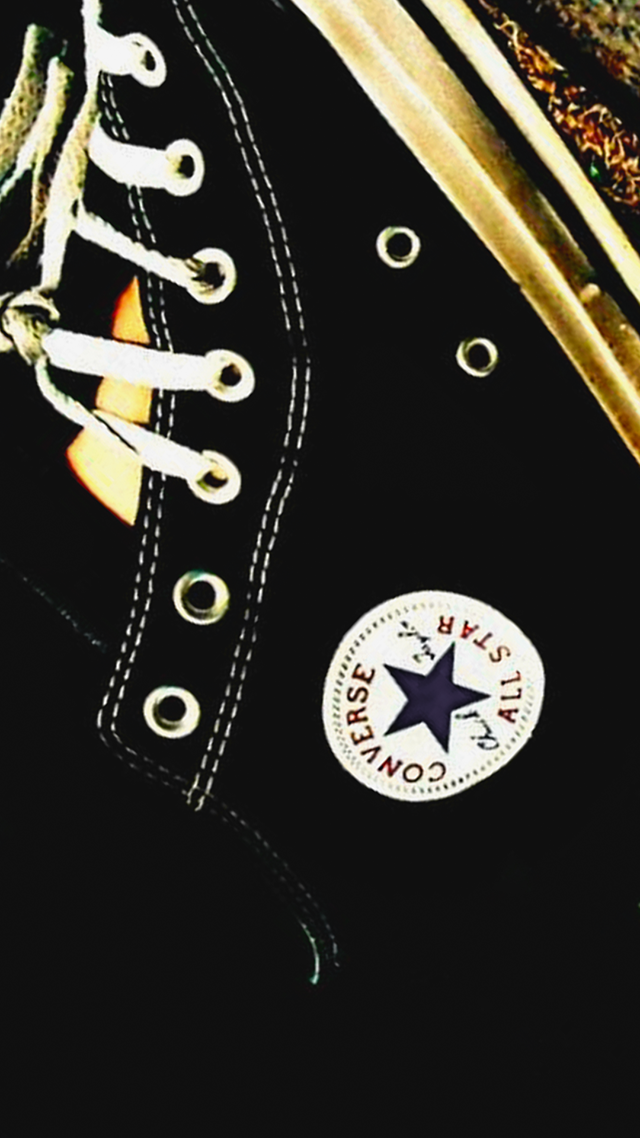 All Stars Vintage iPhone 12 Wallpaper.