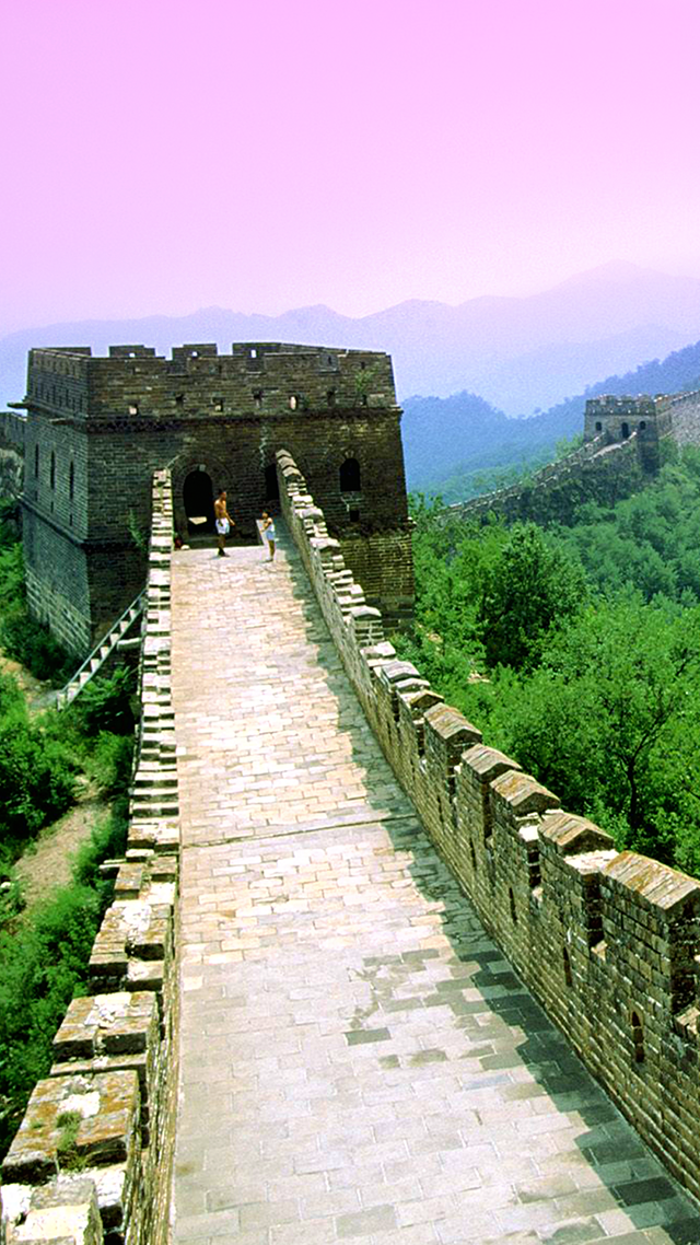 Great Wall iPhone 13 Pro Max Wallpaper.