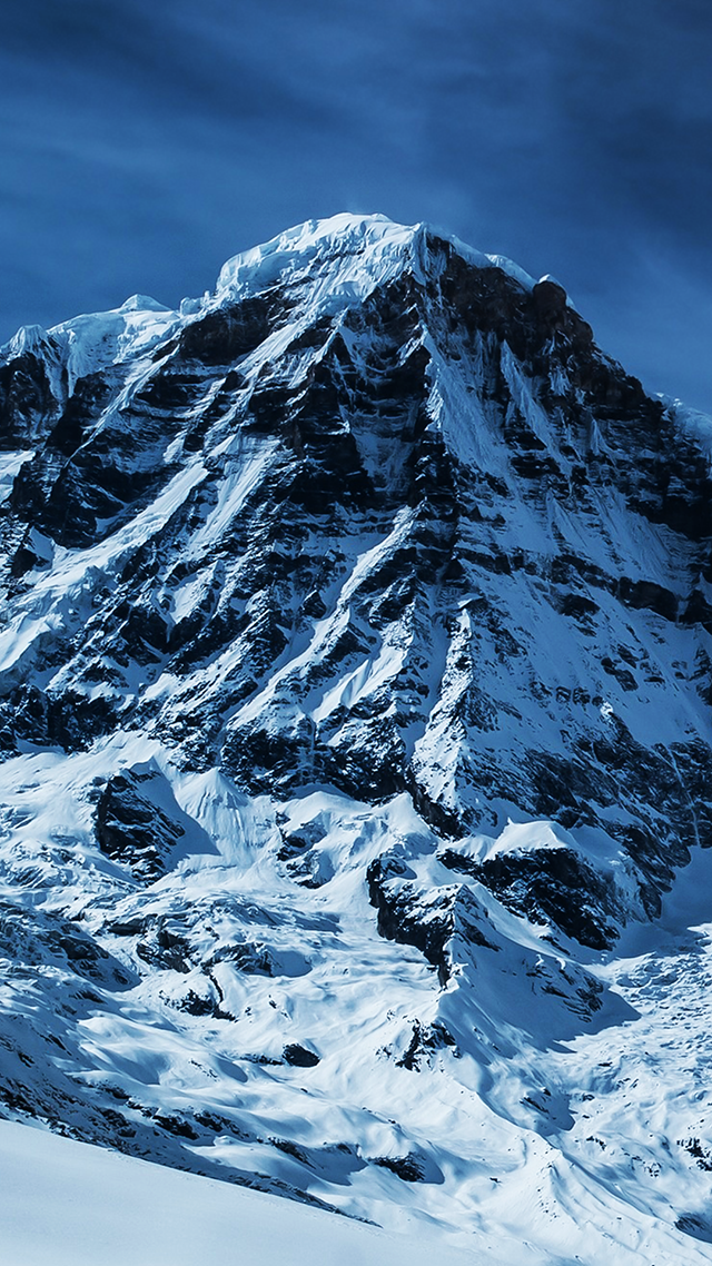 Mountain Peak Samsung Z Fold 3 Wallpaper.